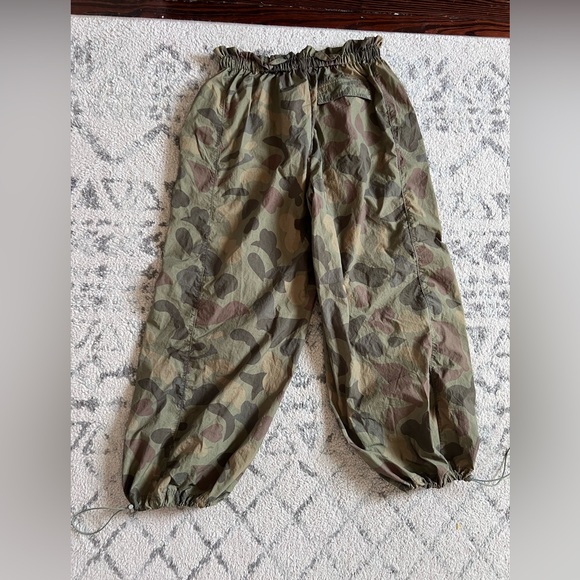 UO Camo Track Pant - S - Picture 5 of 7